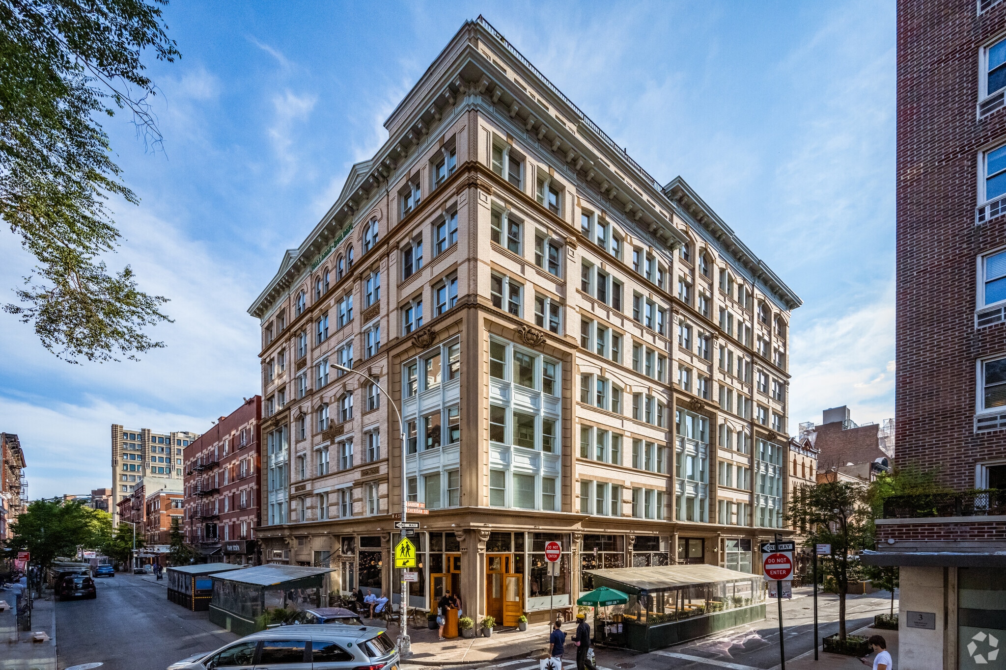 186-192 W 4th St, New York, NY for Rent