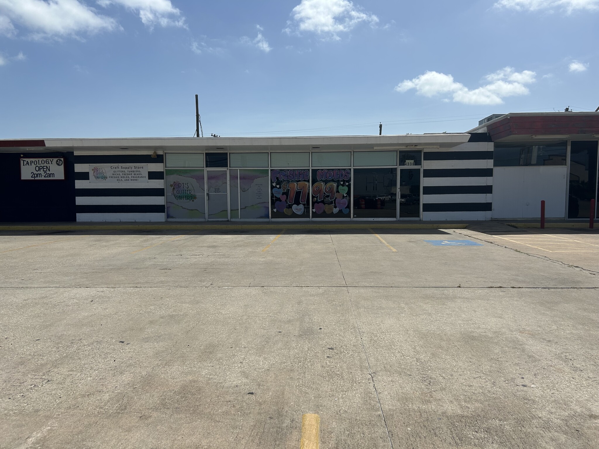 4338 S Staples St, Corpus Christi, TX for Rent