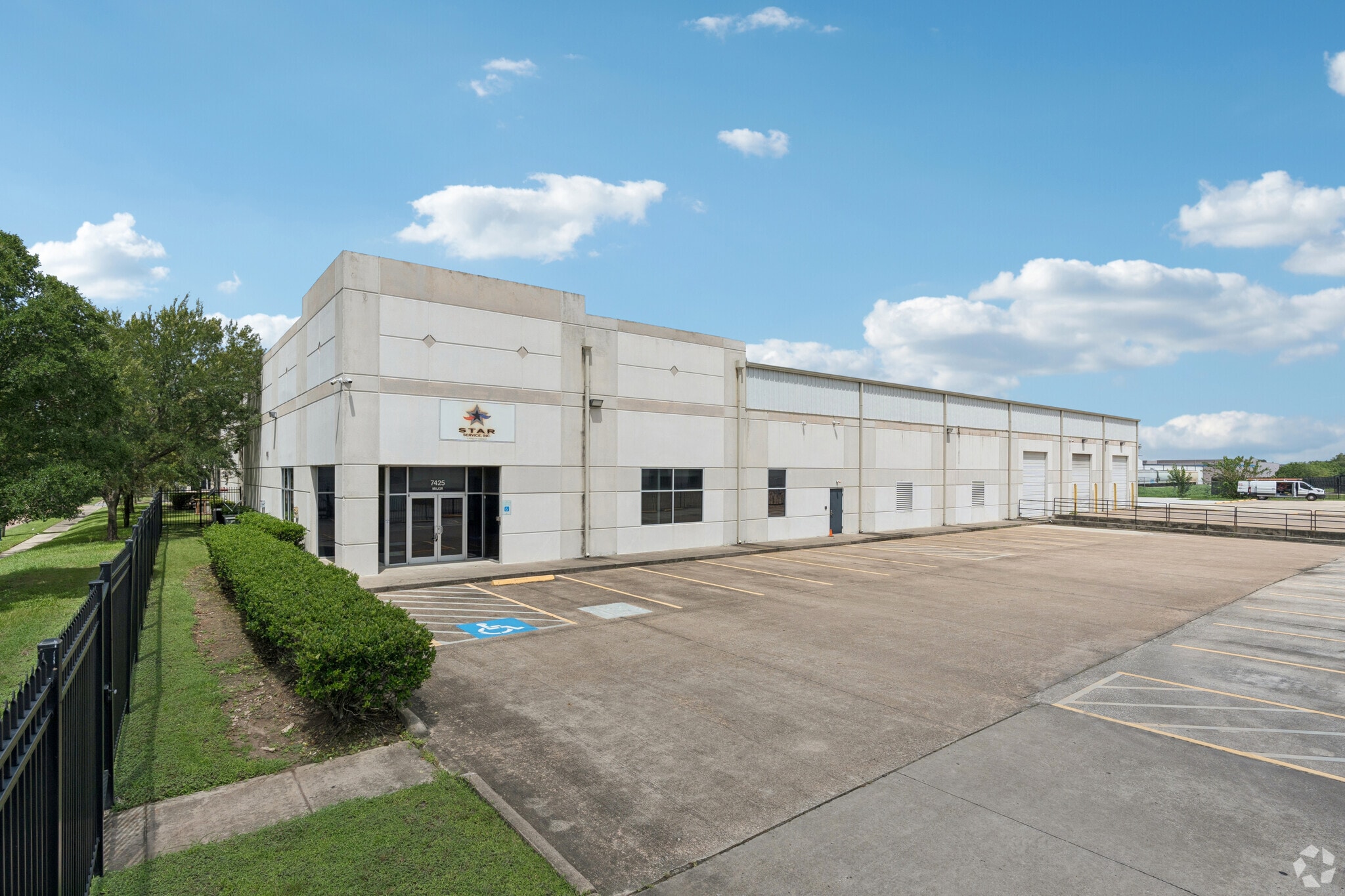 7425 Major St, Houston, TX for Rent