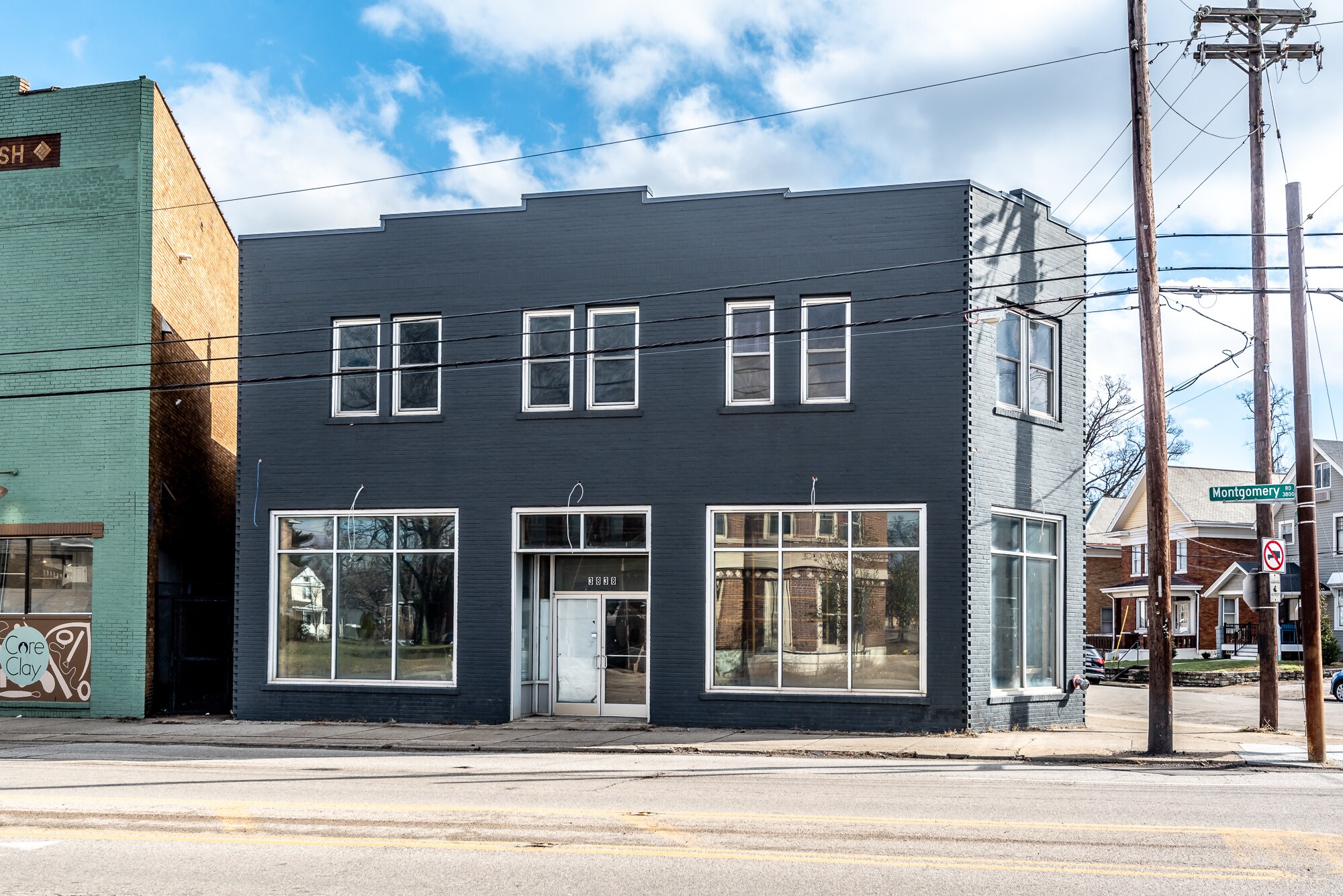 3838 Montgomery Rd, Cincinnati, OH for Sale