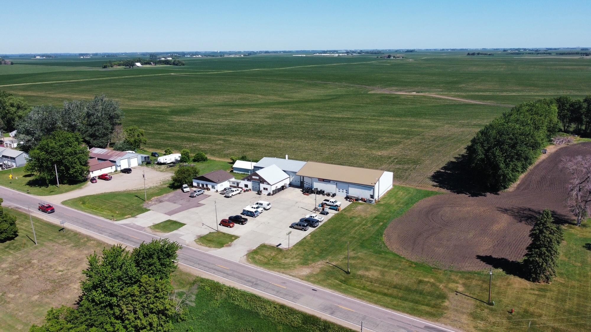 525 Amy Ave, Round Lake, MN for Sale