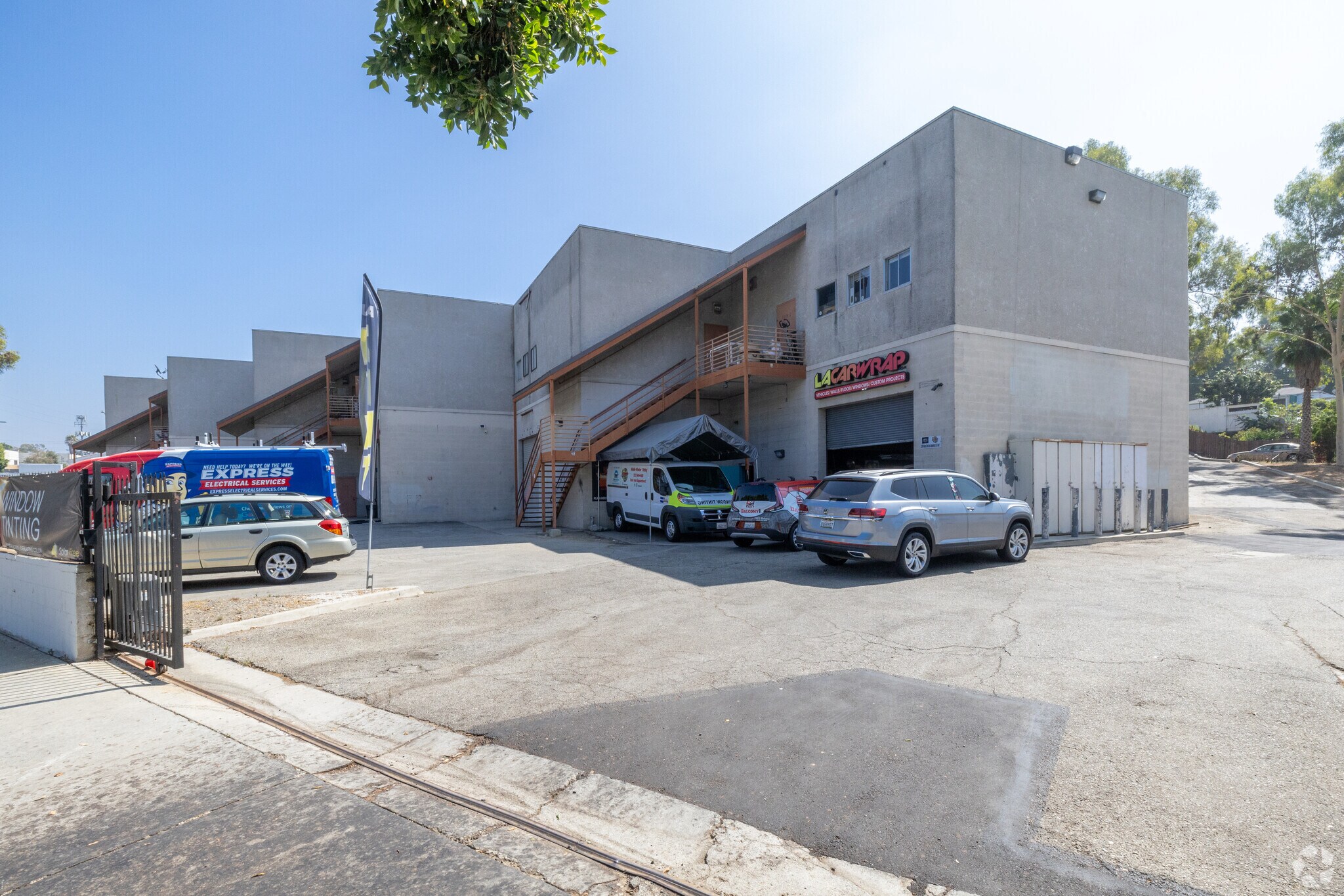 5288-5298 Valley Blvd, Los Angeles, CA for Rent