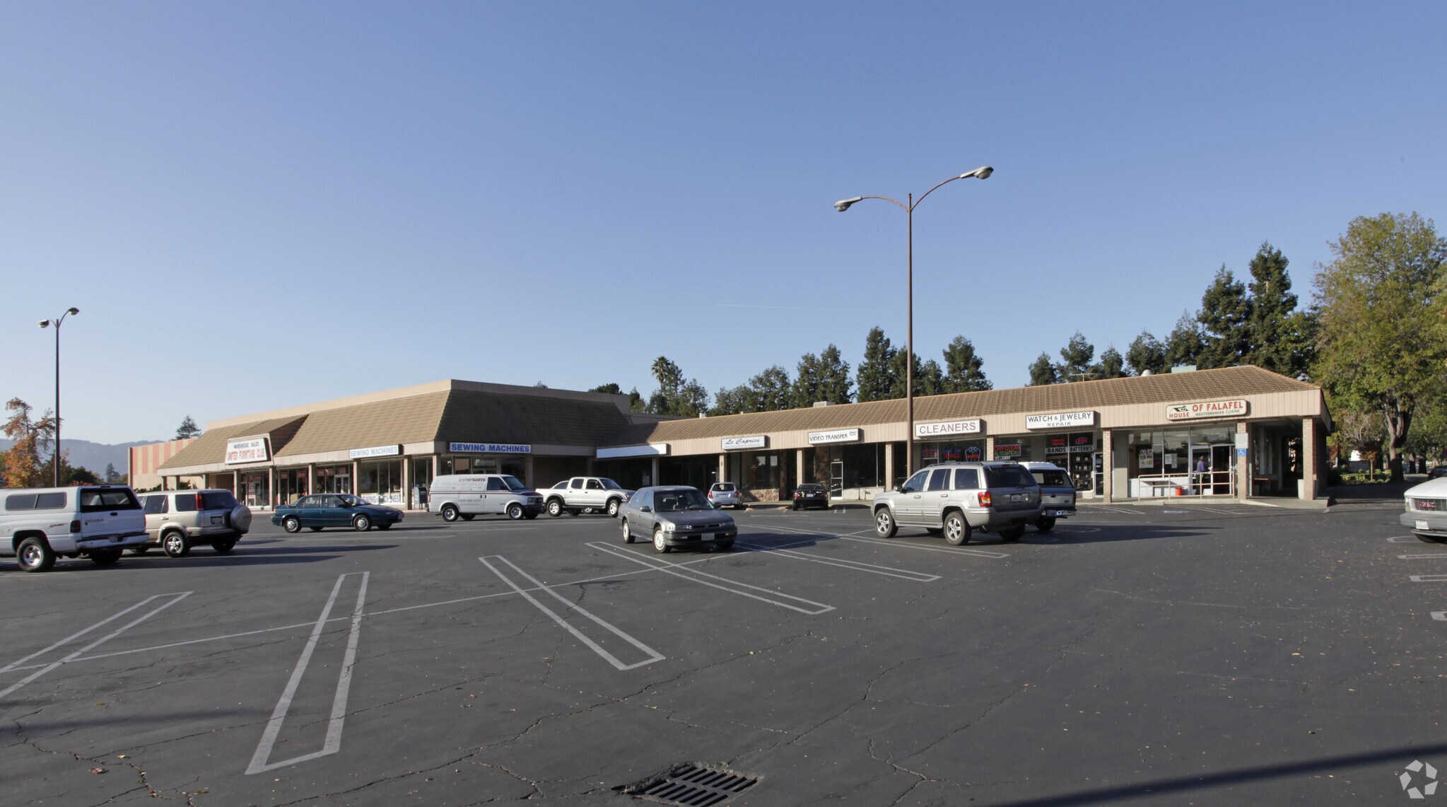 10025-10075 E Estates Dr, Cupertino, CA for Sale