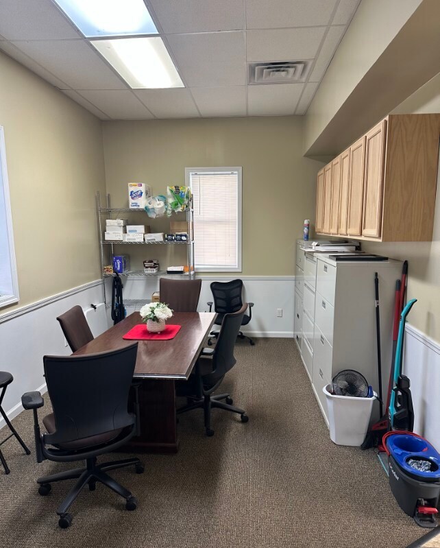 818 E Wood St, Paris, TN for Rent