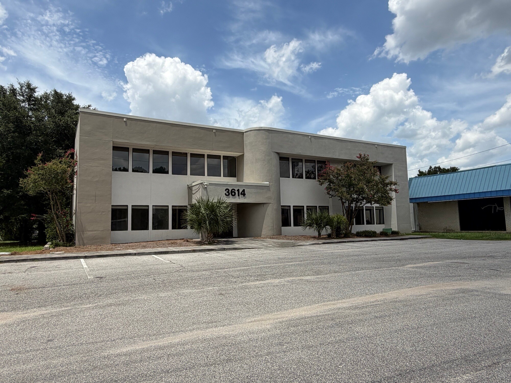 3614 Ashley Phosphate Rd, Charleston, SC for Rent