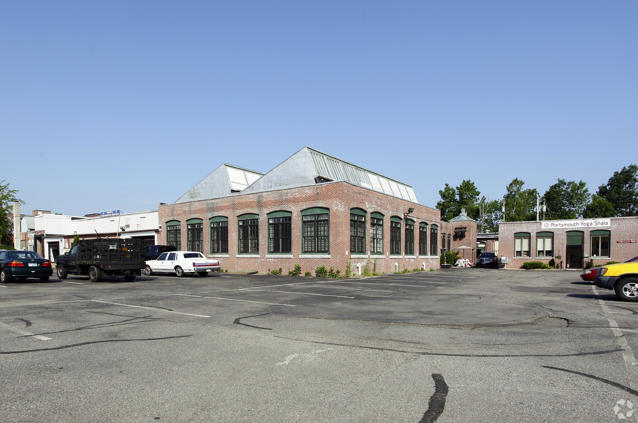 909 Islington St, Portsmouth, NH for Rent