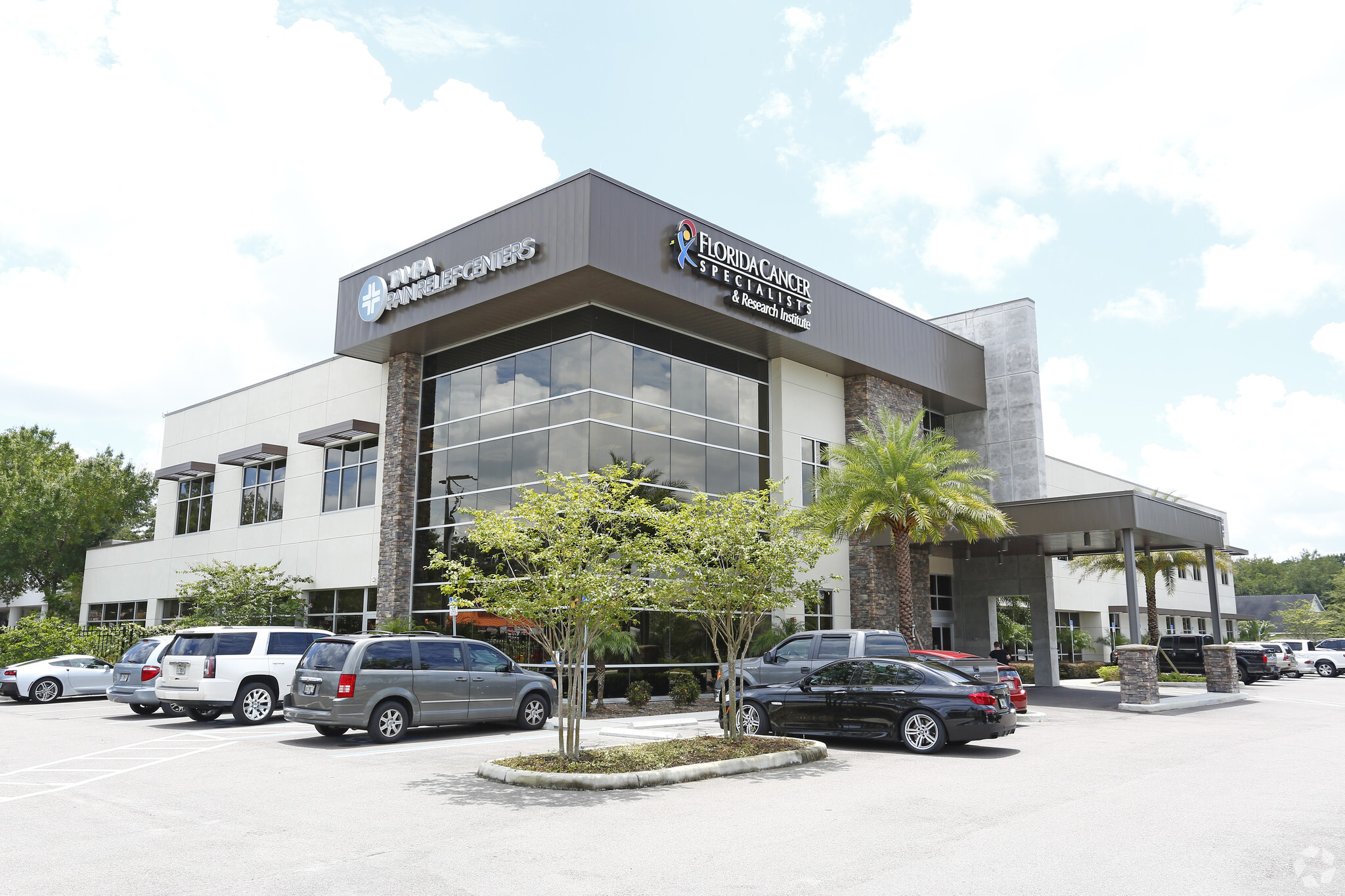 403 S Kings Ave, Brandon, FL for Rent