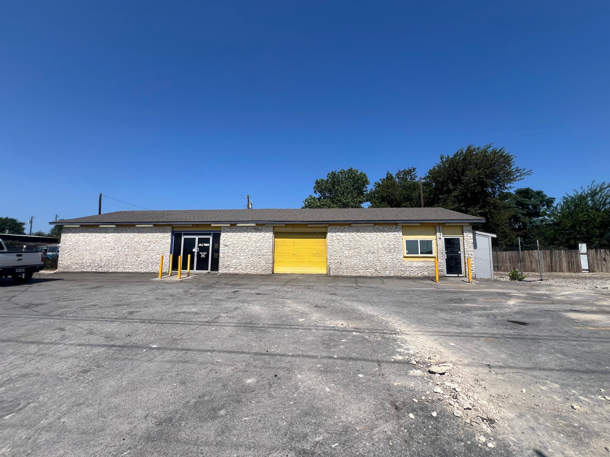 15412 N I-35, Austin, TX for Sale