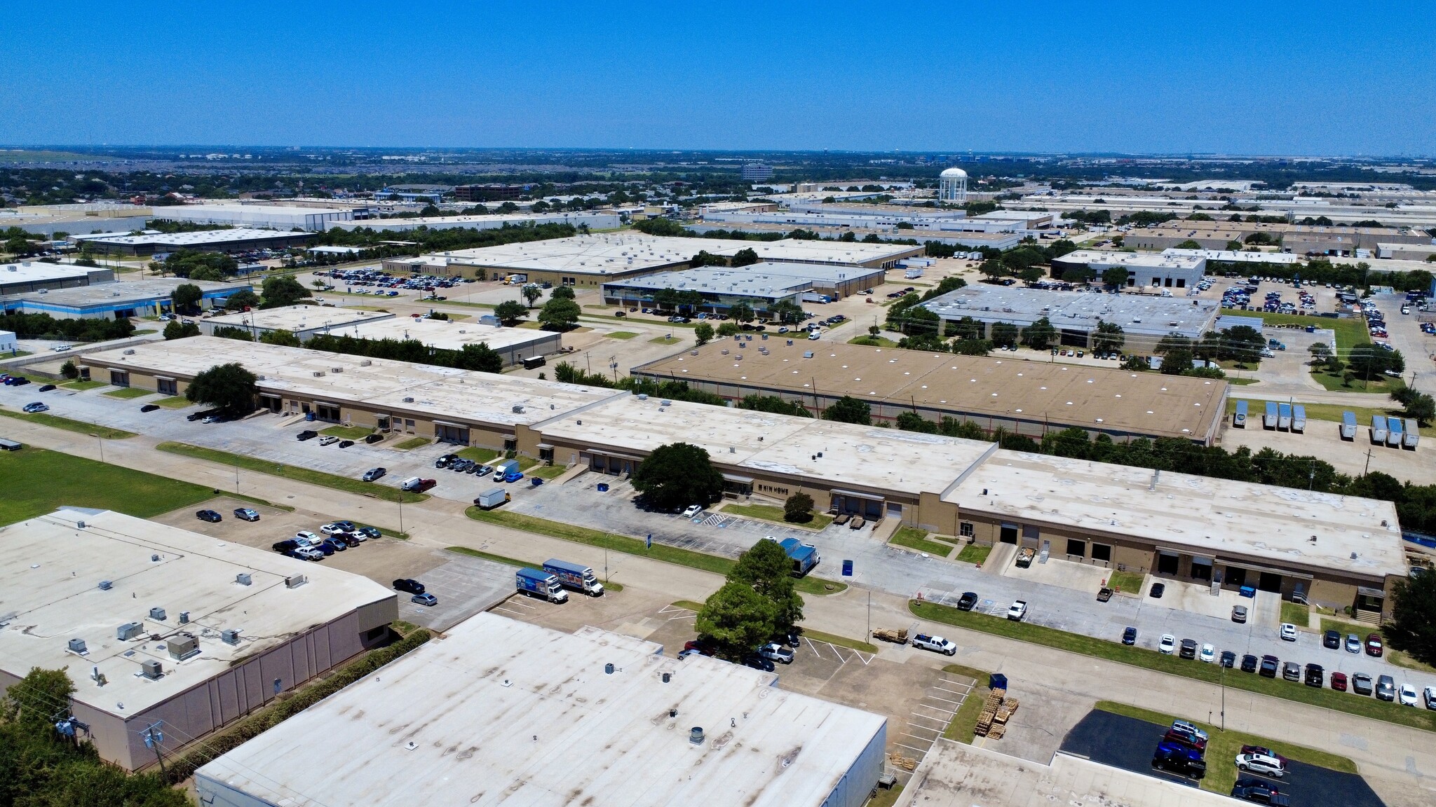 901-941 Avenue N, Grand Prairie, TX for Rent