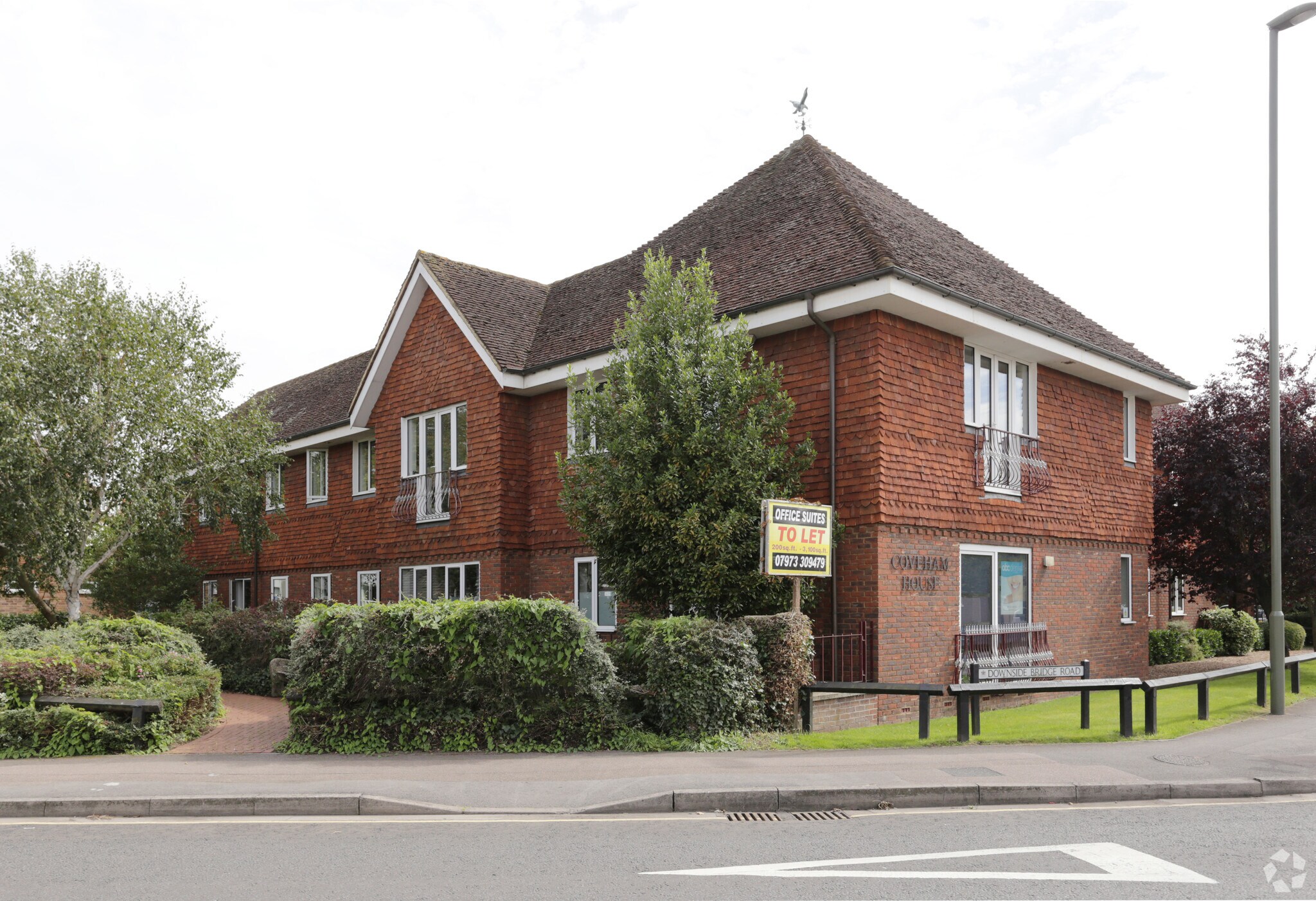 Downside Bridge Rd, Cobham, SRY for Rent