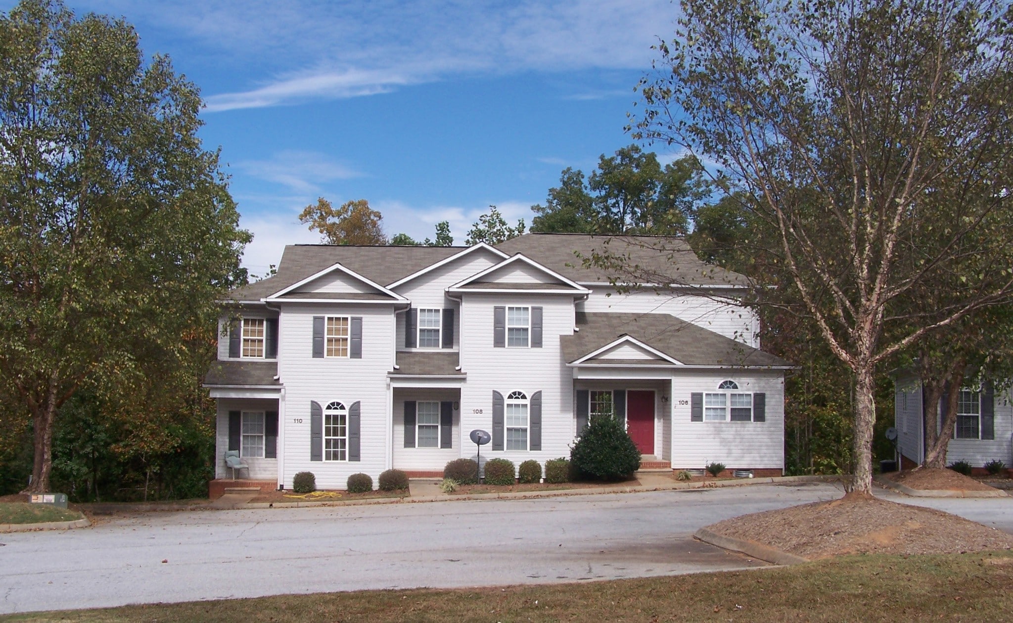 106-118 Huntress Dr, Greer, SC for Sale