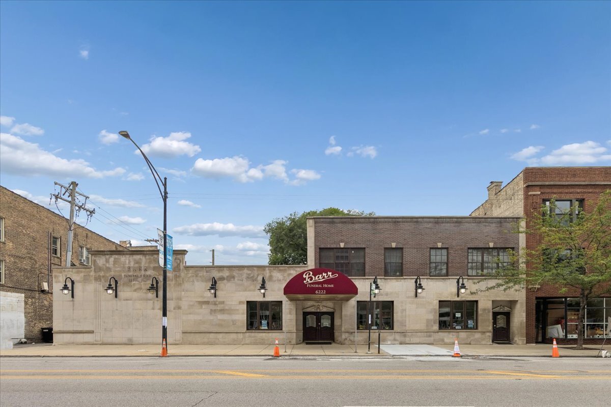 6222 N Broadway St, Chicago, IL for Sale