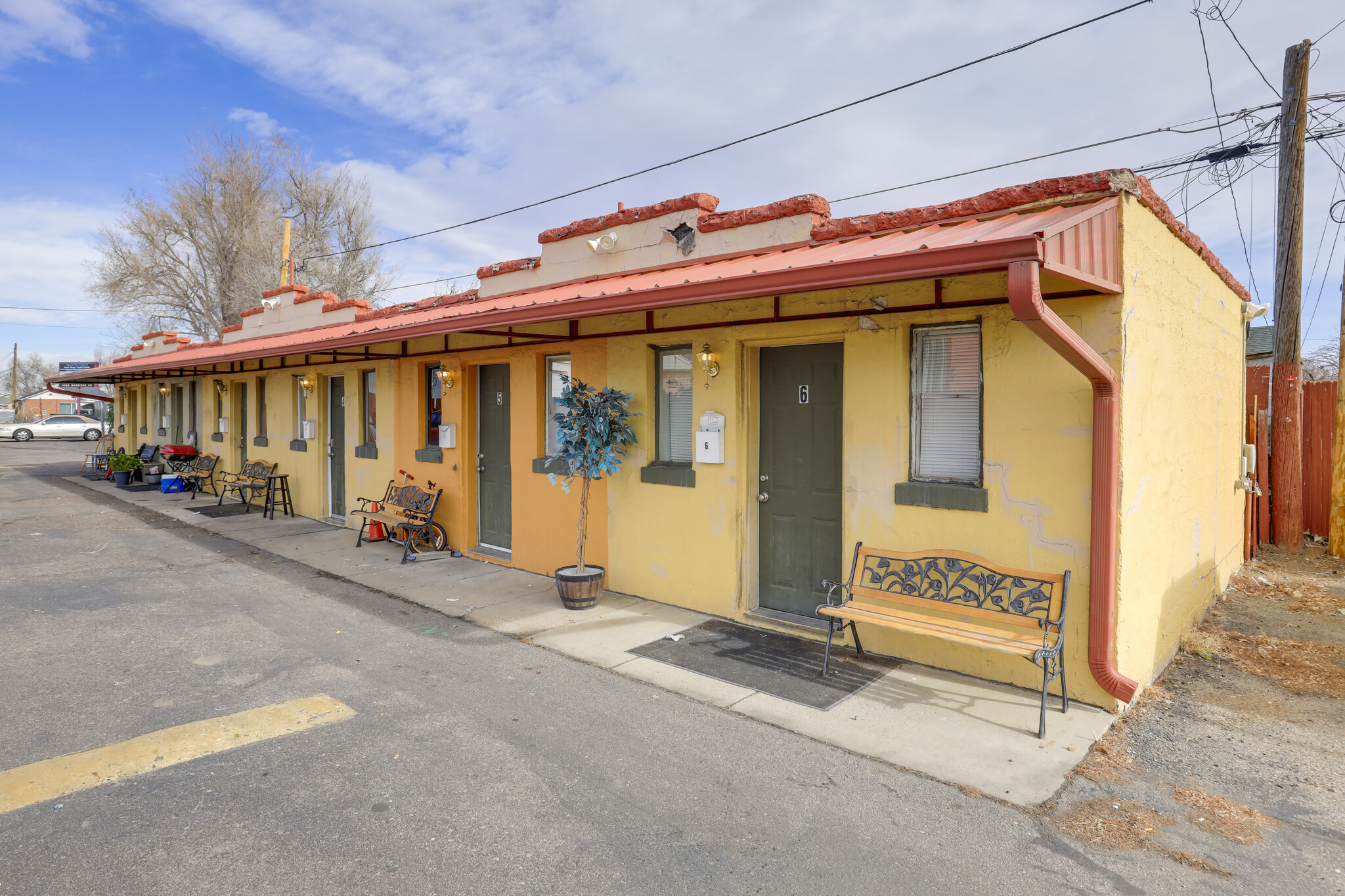 636 S Quitman St, Denver, CO for Sale