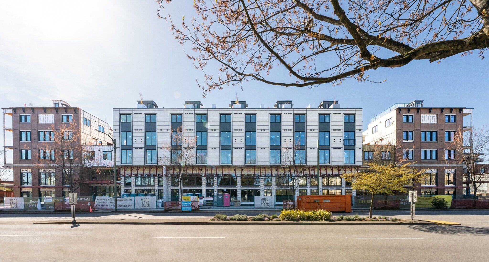 2375 11th Av E, Vancouver, BC for Sale