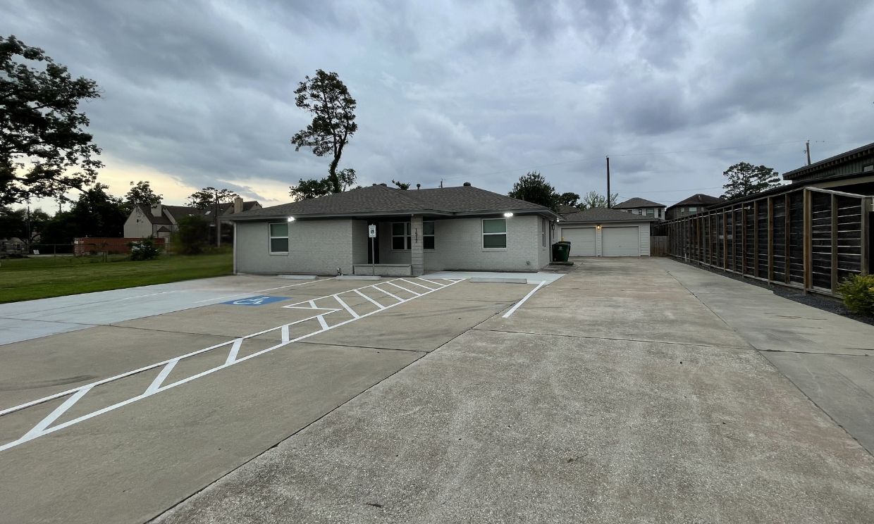 1517 Antoine Dr, Houston, TX for Rent