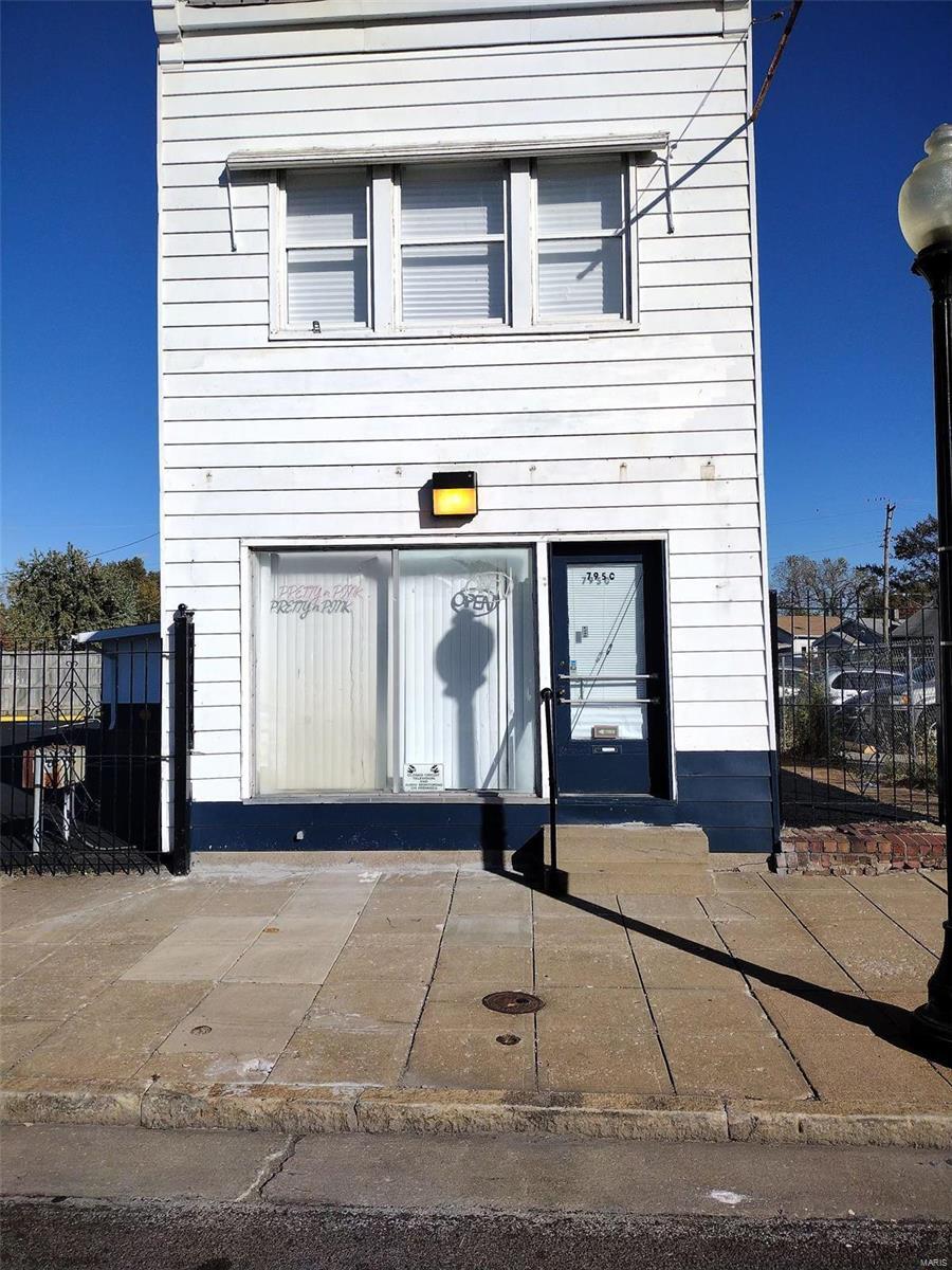 7950 N Broadway, Saint Louis, MO for Rent