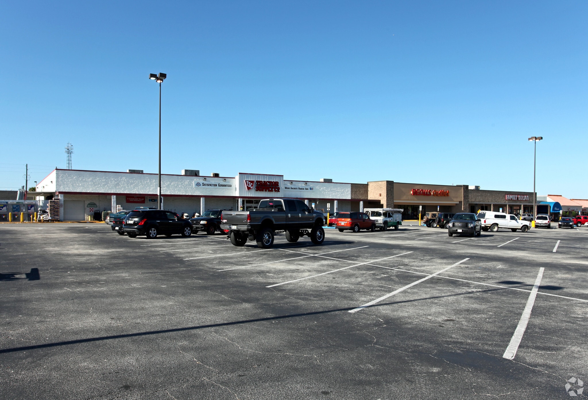 200 W Ardice Ave, Eustis, FL for Rent