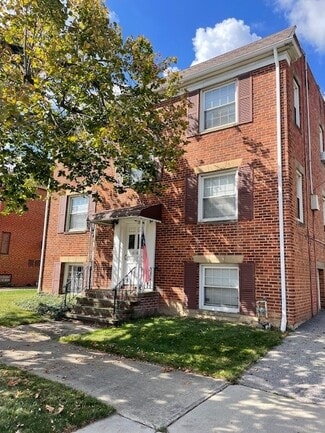 Parma, OH Apartments - 6118 Ridge Rd