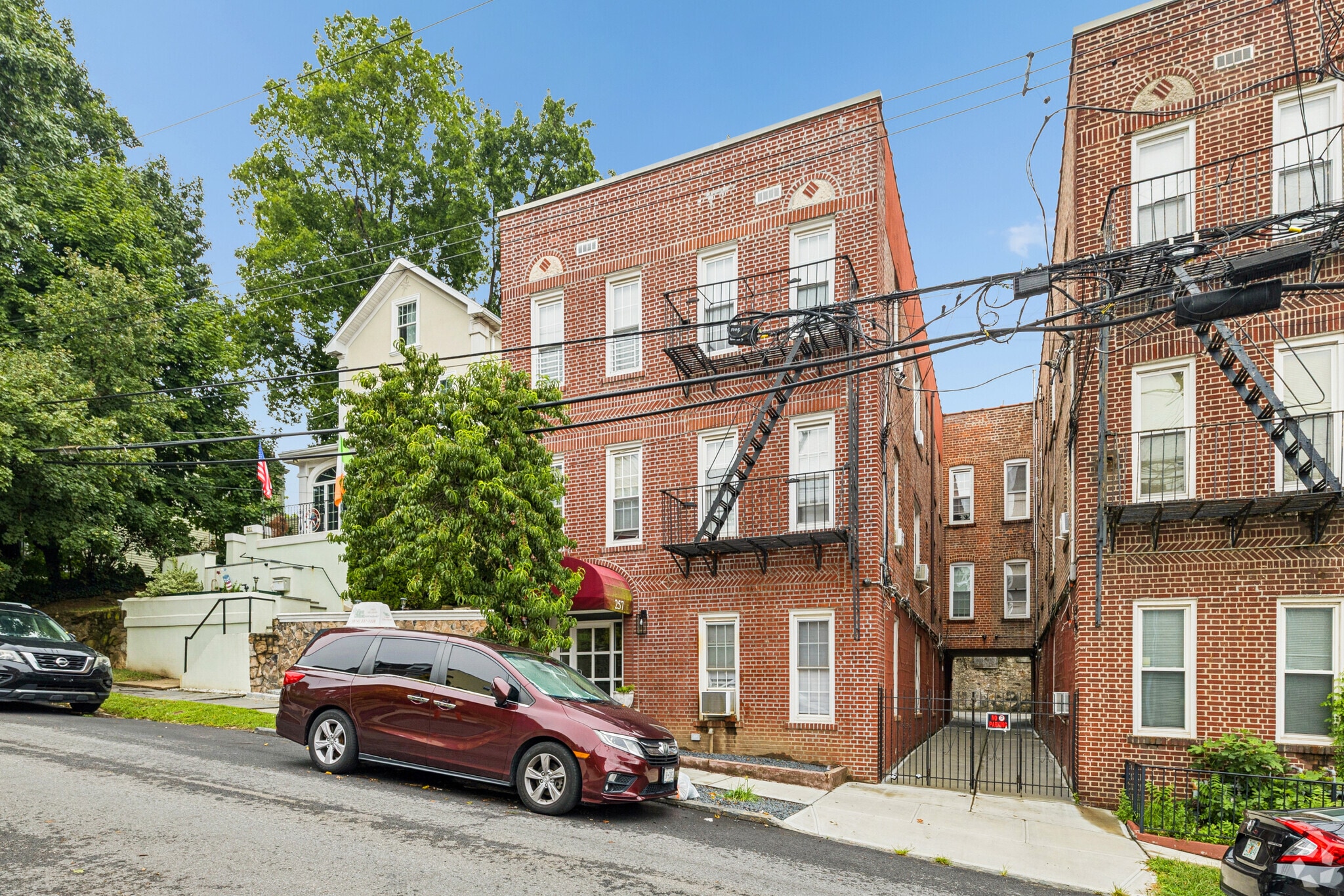257 E 238th St, Bronx, NY for Sale