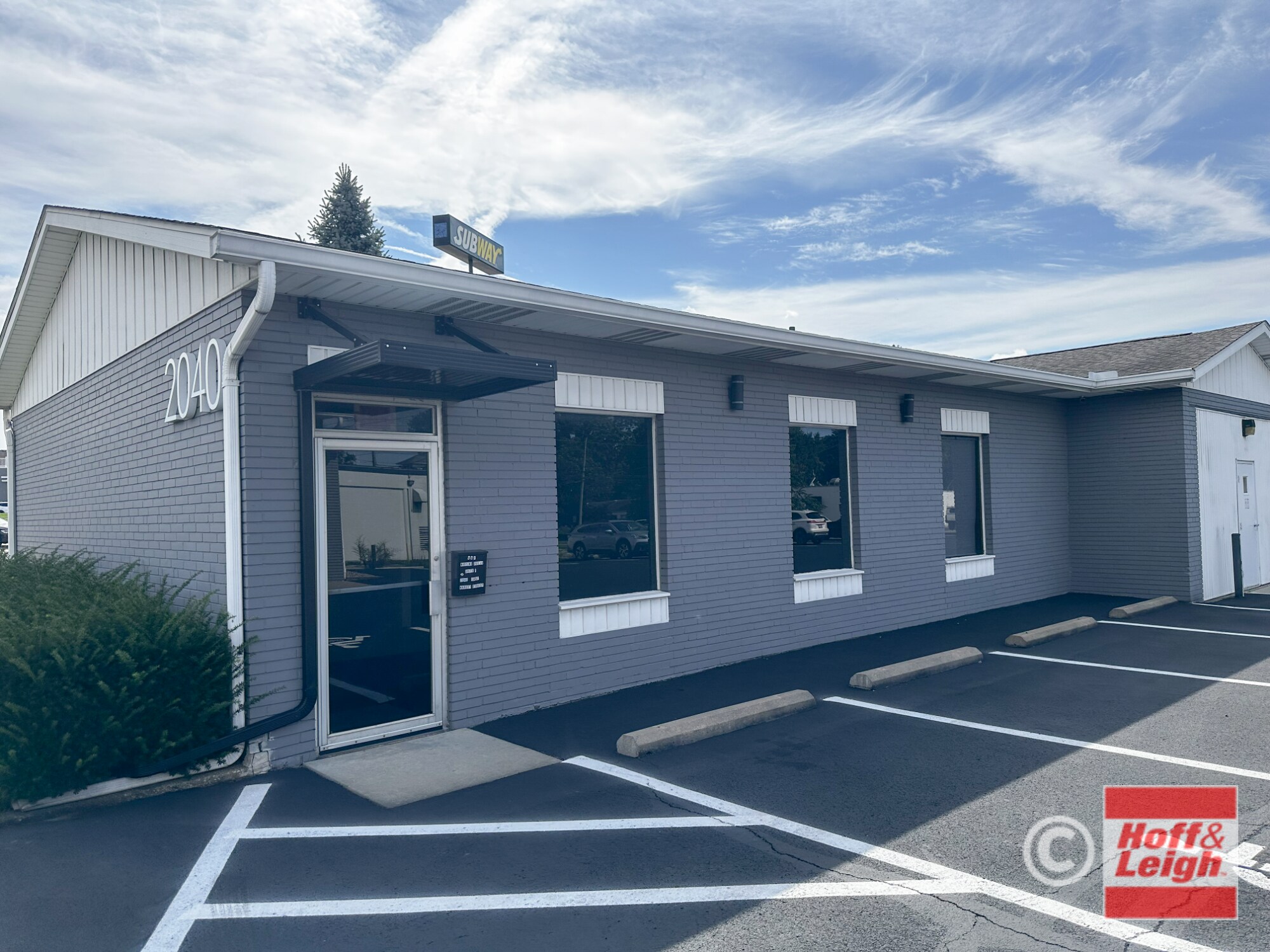 2040 E Market St, Akron, OH for Rent