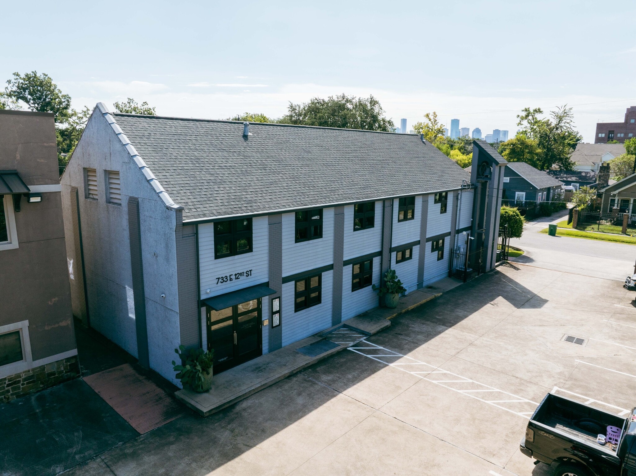 733 E 12th 1/2 St, Houston, TX for Sale