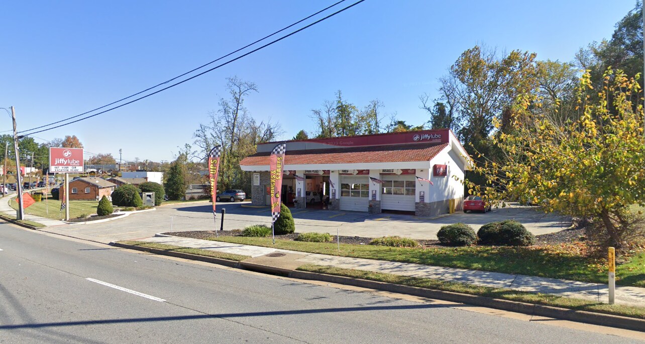 3209 Old Forest Rd, Lynchburg, VA for Sale