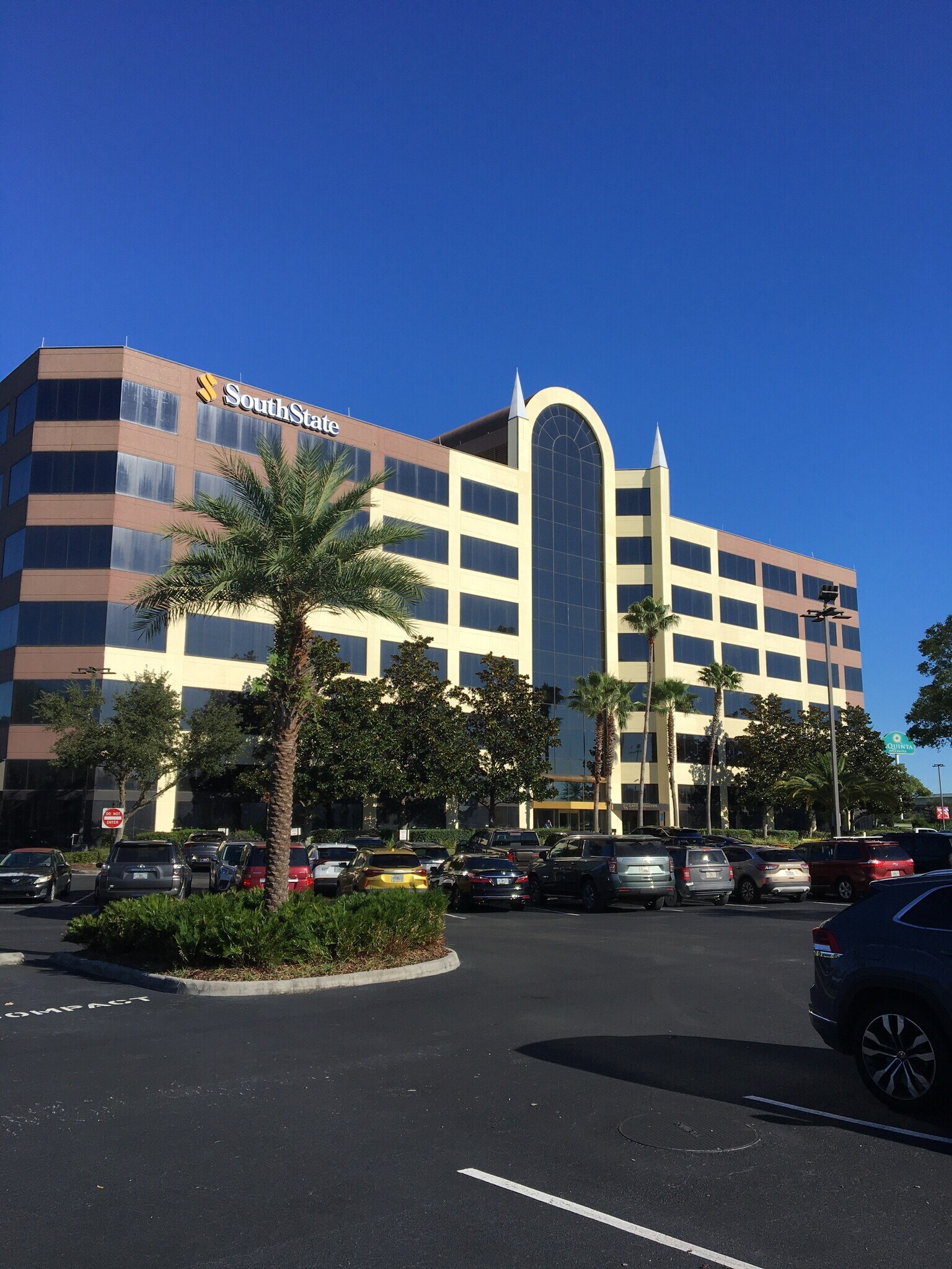 7077 Bonneval Rd, Jacksonville, FL for Rent