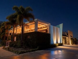 Tampa, FL Restaurant - 2702 W Kennedy Blvd