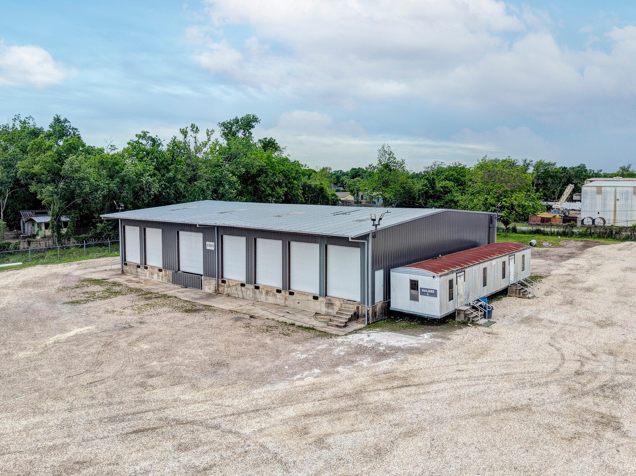 6906-6916 Elbert St, Houston, TX for Rent