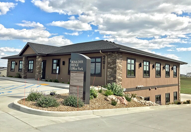 201 Slate Dr, Bismarck, ND for Rent