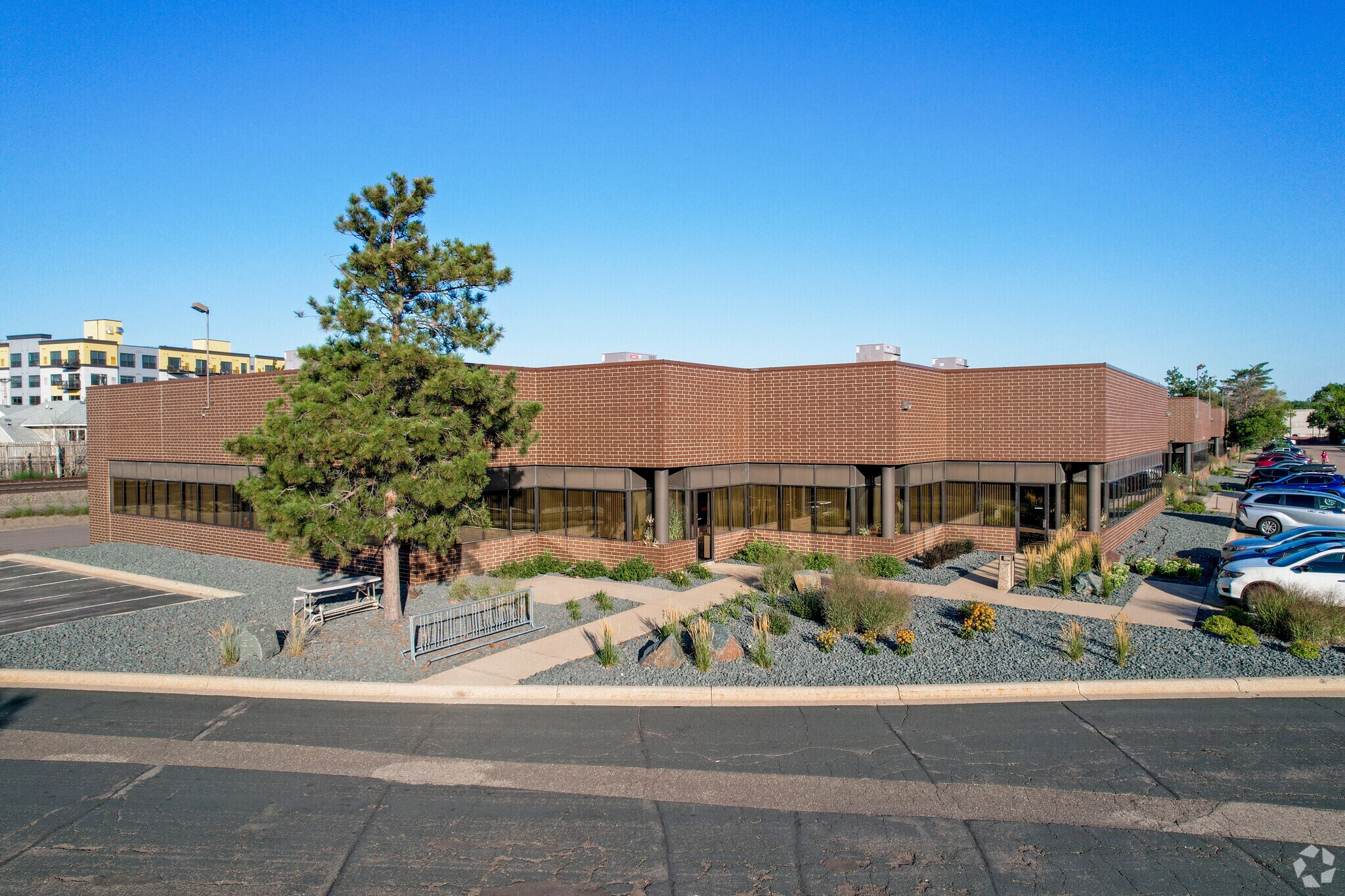 1021-1049 10th Ave, Minneapolis, MN for Rent