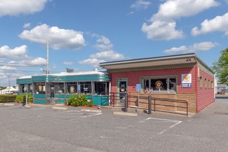 East Providence, RI Retail - 140 Newport Ave