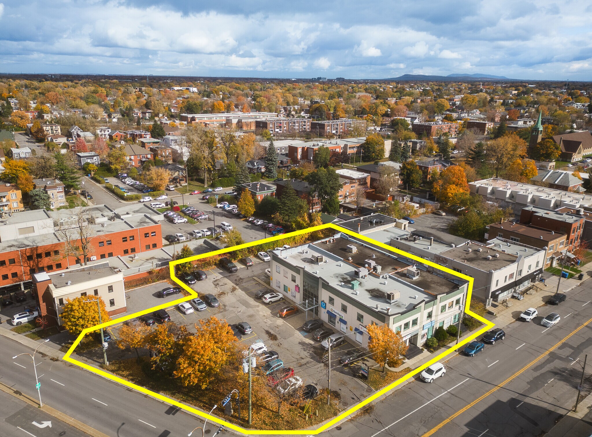 1144 Rue Saint-Laurent O, Longueuil, QC for Sale