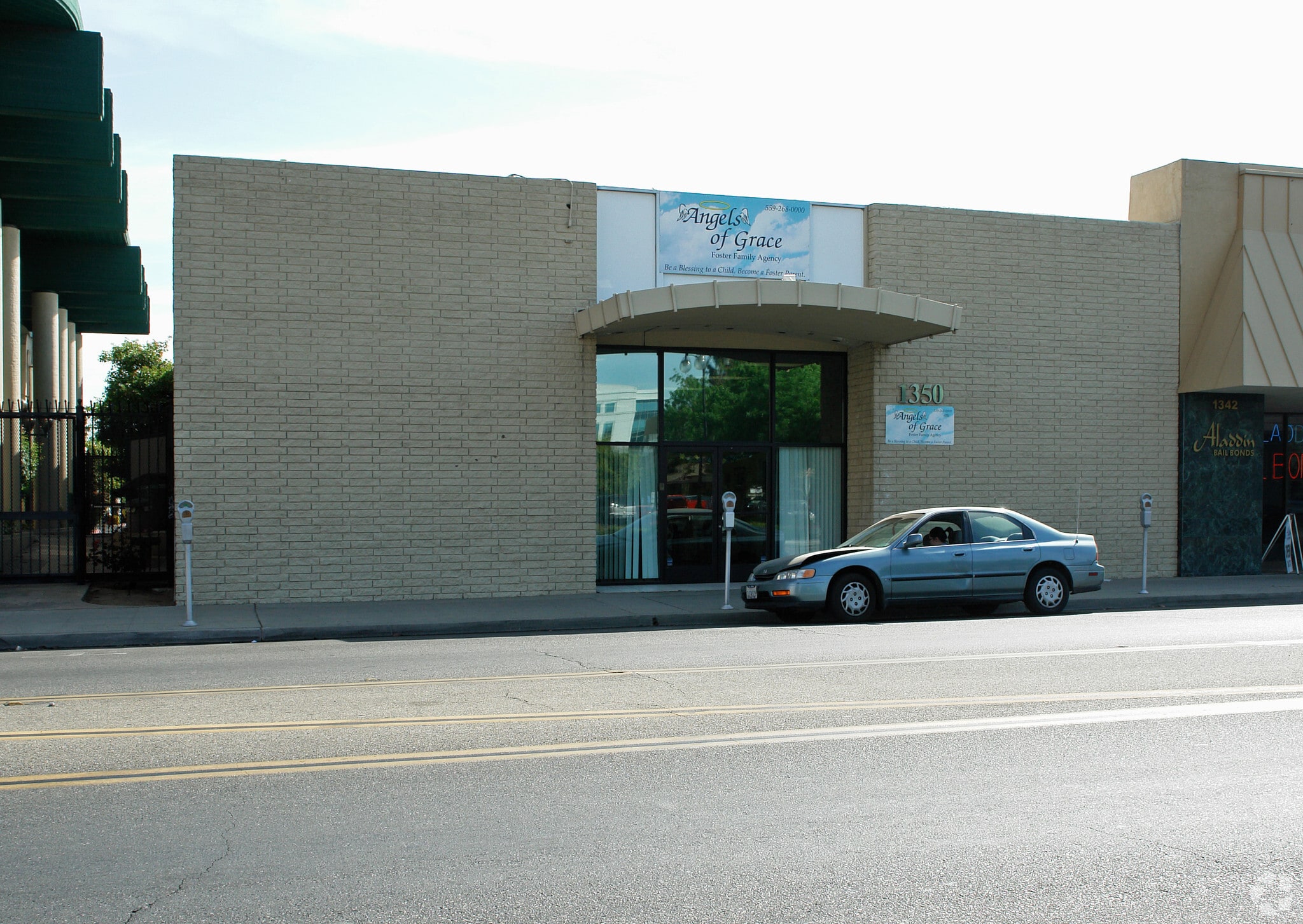 1350 Van Ness Ave, Fresno, CA for Rent