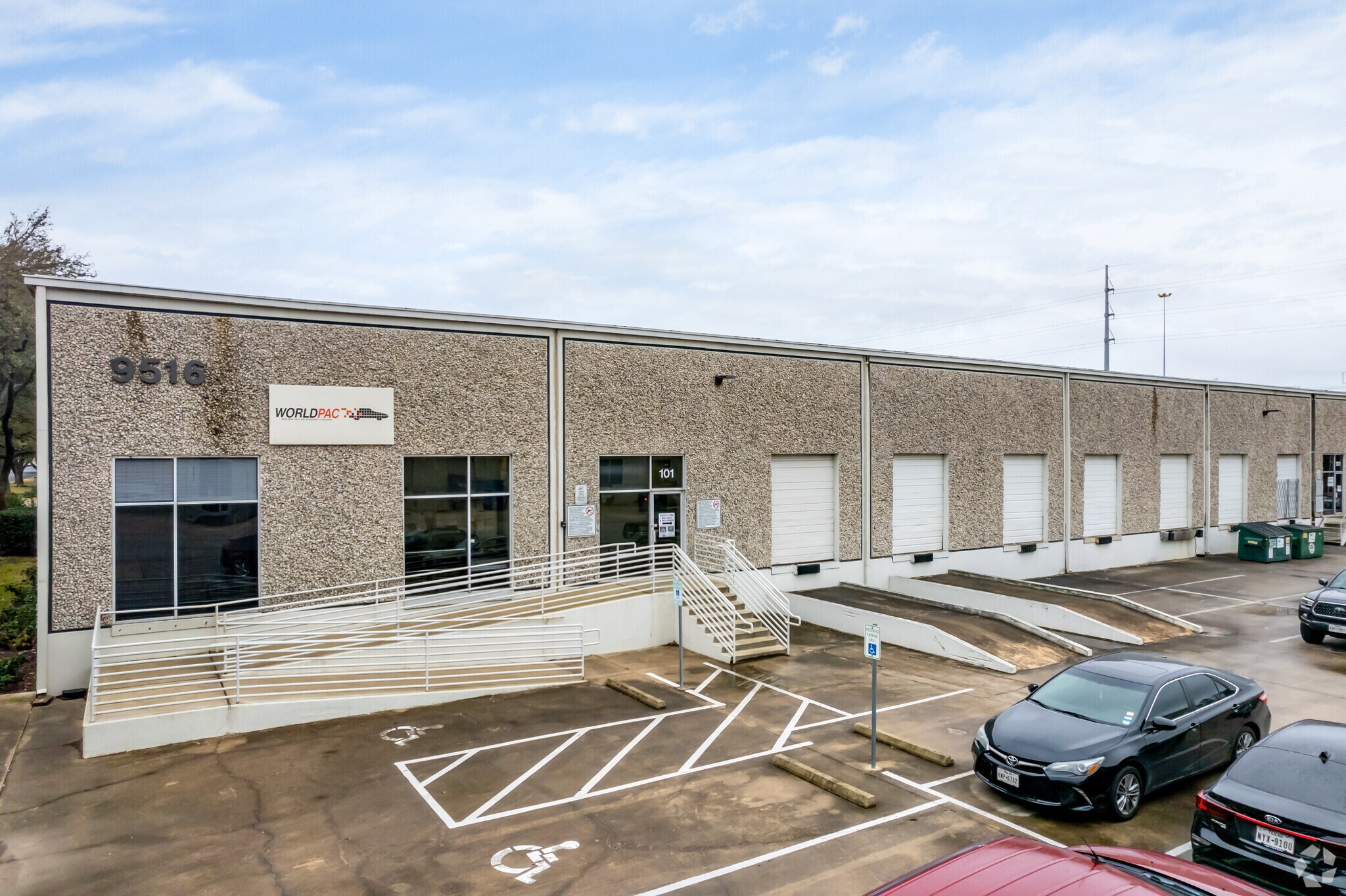 9516 Neils Thompson Dr, Austin, TX for Rent