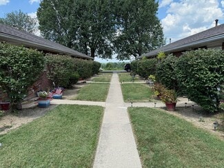 Dayton, OH Apartments - 100 E Nottingham Rd