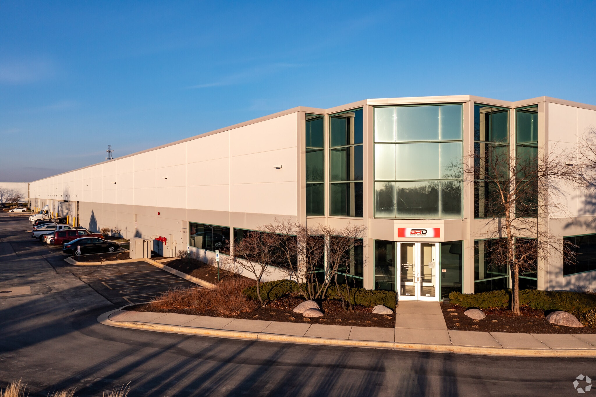 80 Internationale Blvd, Glendale Heights, IL for Rent