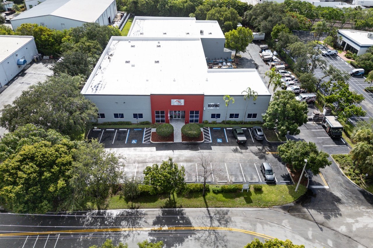590 Goolsby Blvd, Deerfield Beach, FL for Rent