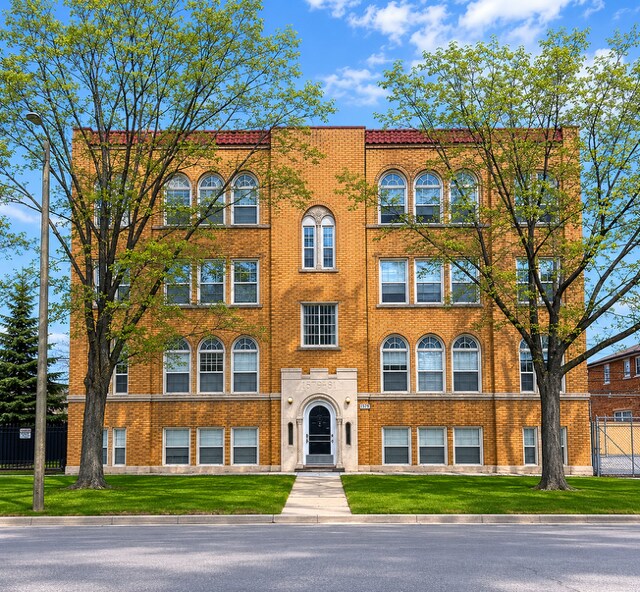 15771 Mack Ave, Detroit, MI for Sale