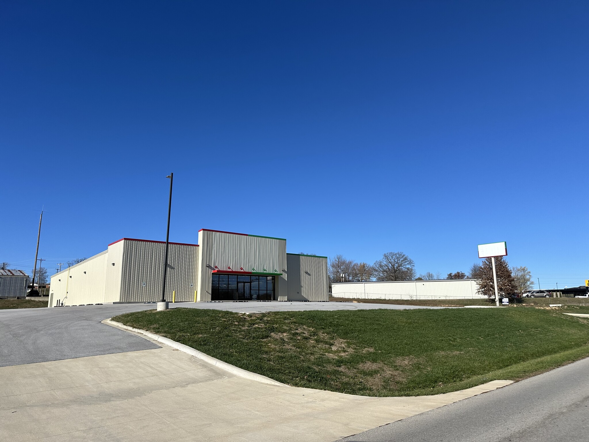 601 N Business 60, Mansfield, MO for Rent