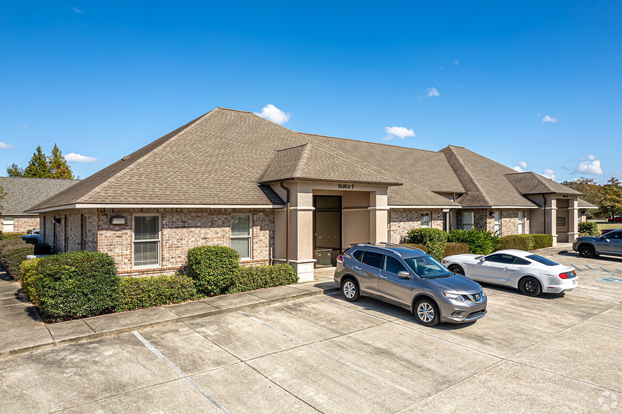 3888 S Sherwood Forest Blvd, Baton Rouge, LA for Rent