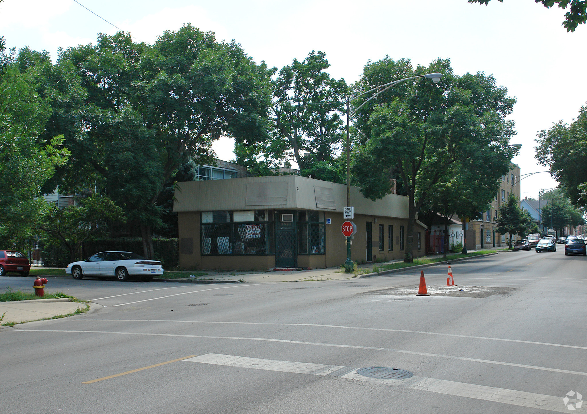 3581 W Belden Ave, Chicago, IL for Rent