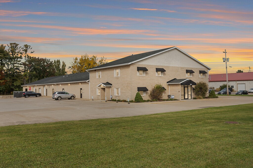 2425 Medina Rd Medina, OH 44256 Industrial Property for Lease on