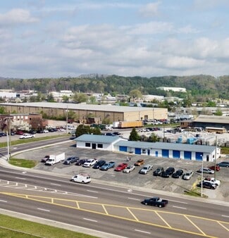 Knoxville, TN Freestanding - 2833 Western Ave