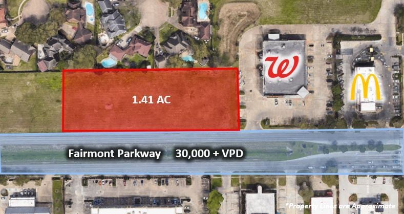 4569 Fairmont Pkwy, Pasadena, TX for Sale
