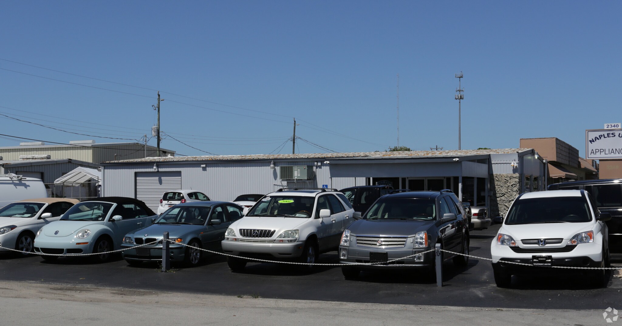 2372 Davis Blvd Naples, FL 34104 Retail Property for Sale on