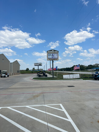 Needville, TX Flex - 9210 Highway 36