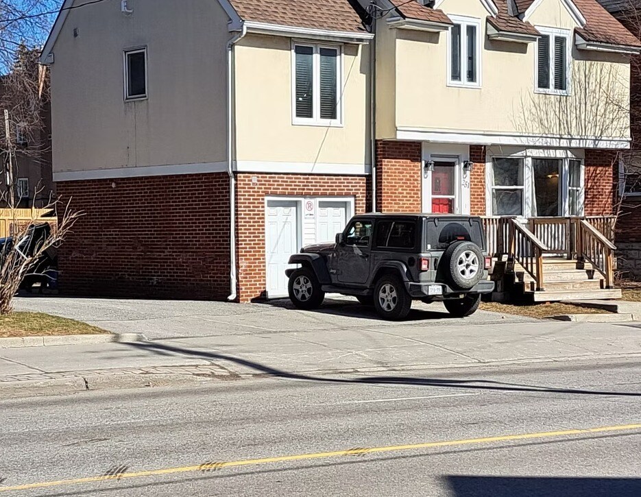251 Bronson Av, Ottawa, ON for Rent
