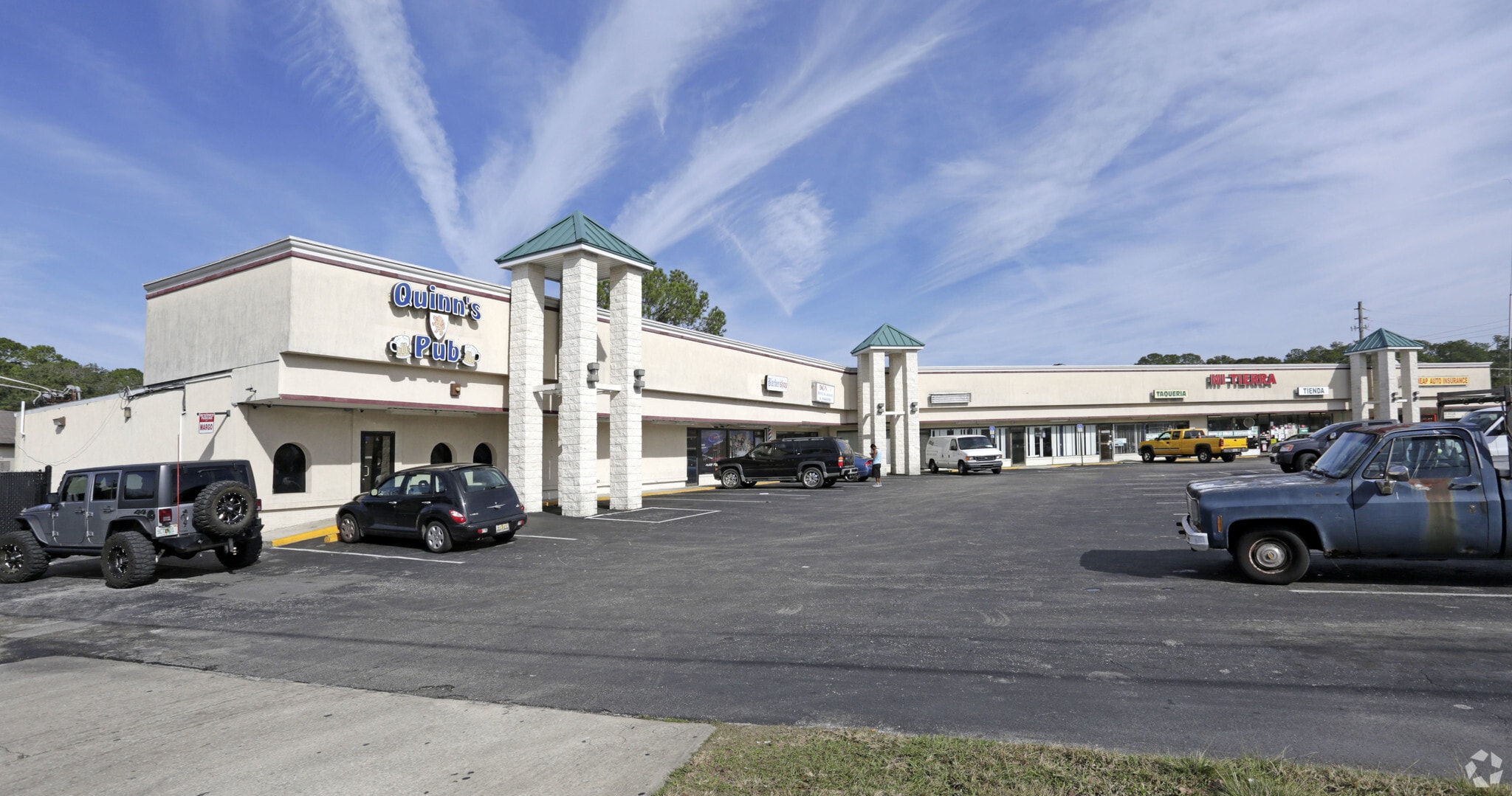 5745-5759 Beney Rd, Jacksonville, FL for Rent