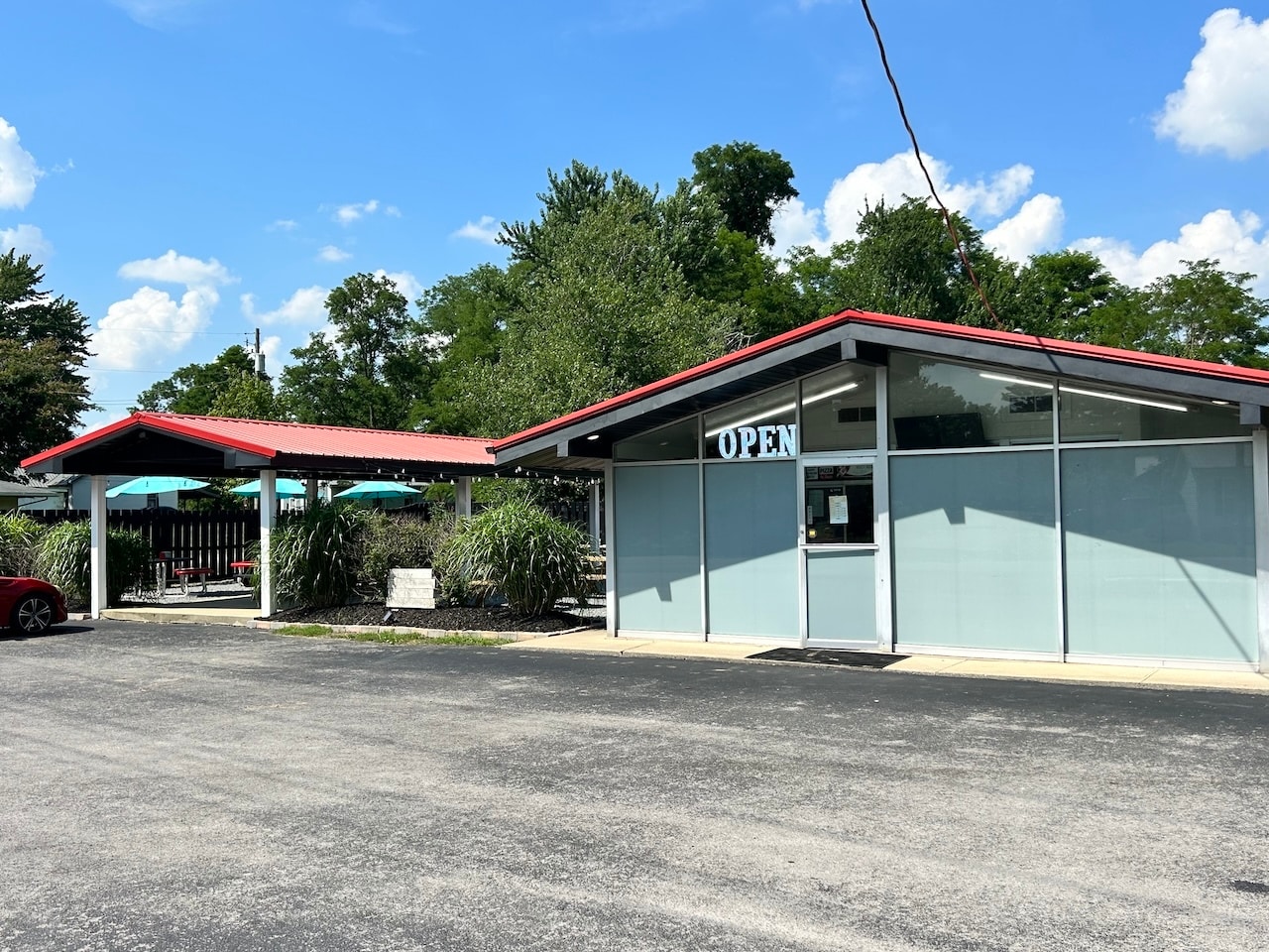 178 Lakeway Dr, Russell Springs, KY for Sale